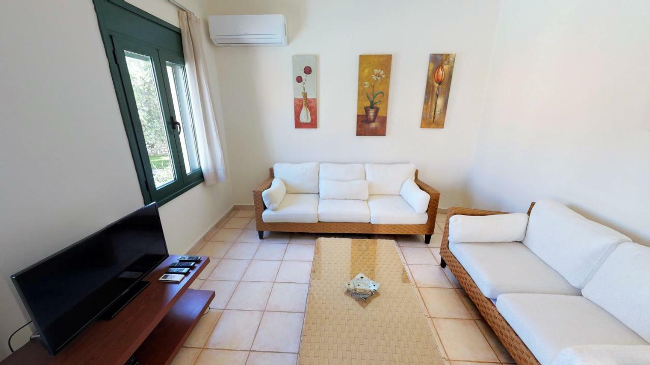 Asprouliánoi Villa Eleni מראה חיצוני תמונה