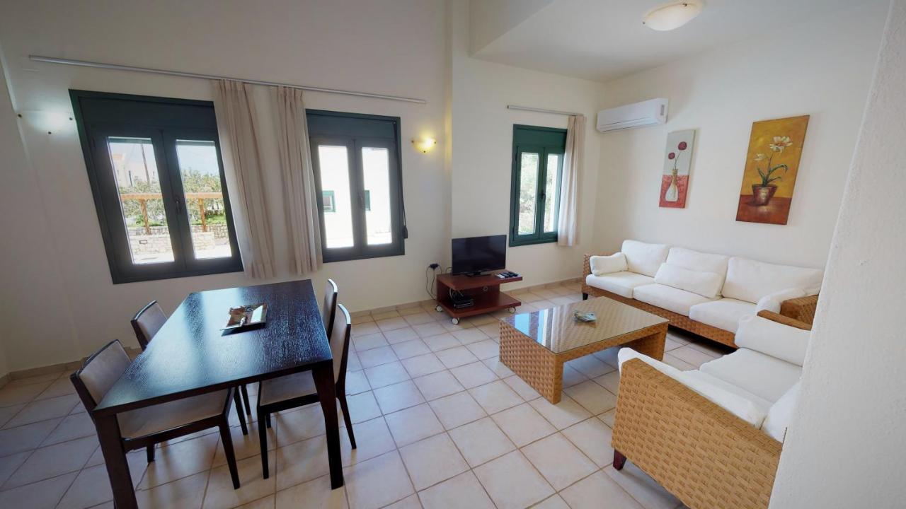 Asprouliánoi Villa Eleni מראה חיצוני תמונה